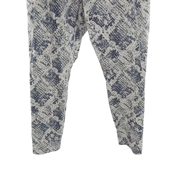PINK Sport Leggings White Gray Activewear Snake Print Womens Size Large - Picture 3 of 5